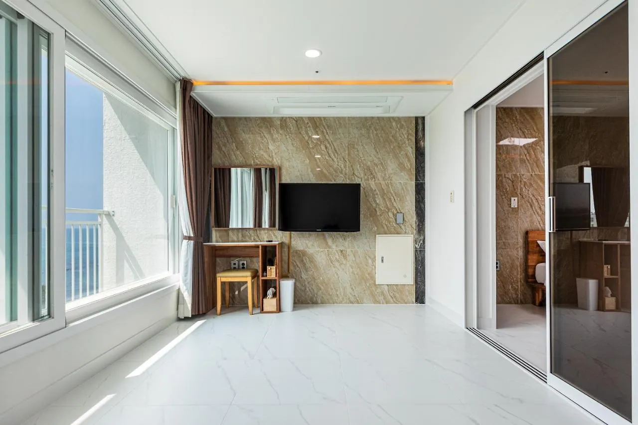 מלון ג'גו Aewol Oceanstay קוריאה הדרומית