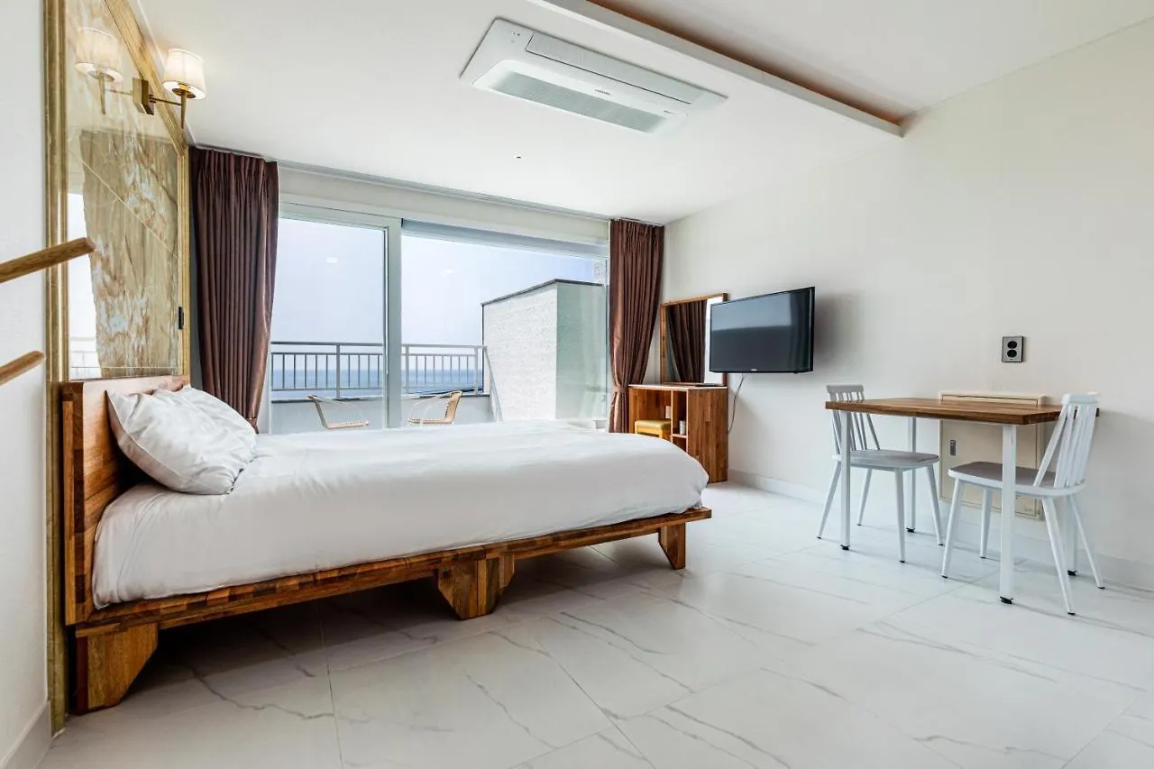 מלון ג'גו Aewol Oceanstay קוריאה הדרומית