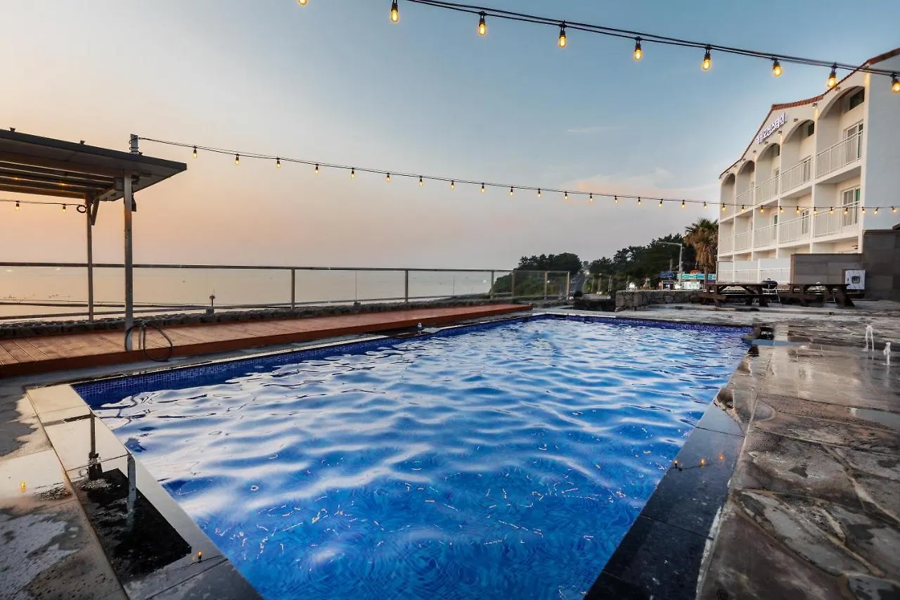 מלון ג'גו Aewol Oceanstay